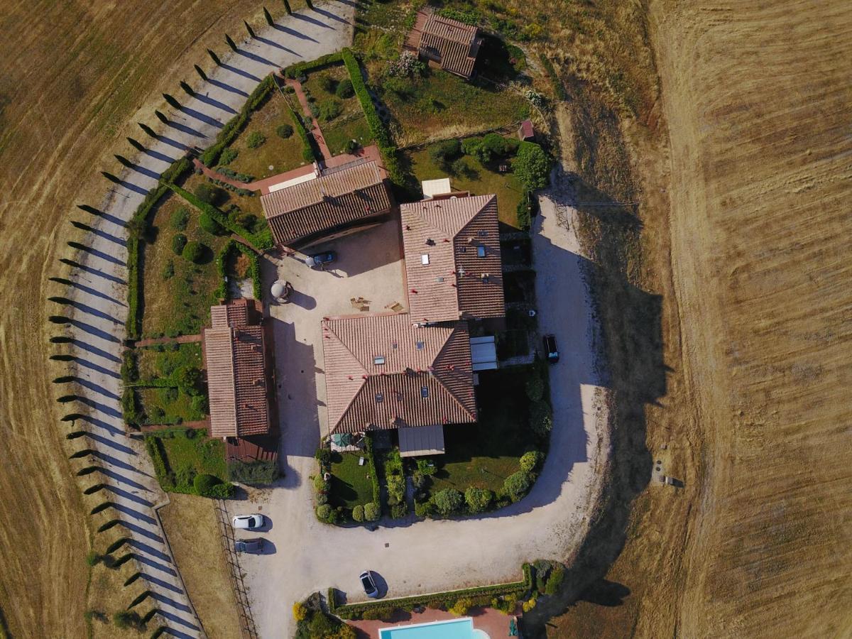 Podere Le Volpaie, Volterra, Tuscany モンテカティーニ・ヴァル・ディ・チェーチナ エクステリア 写真