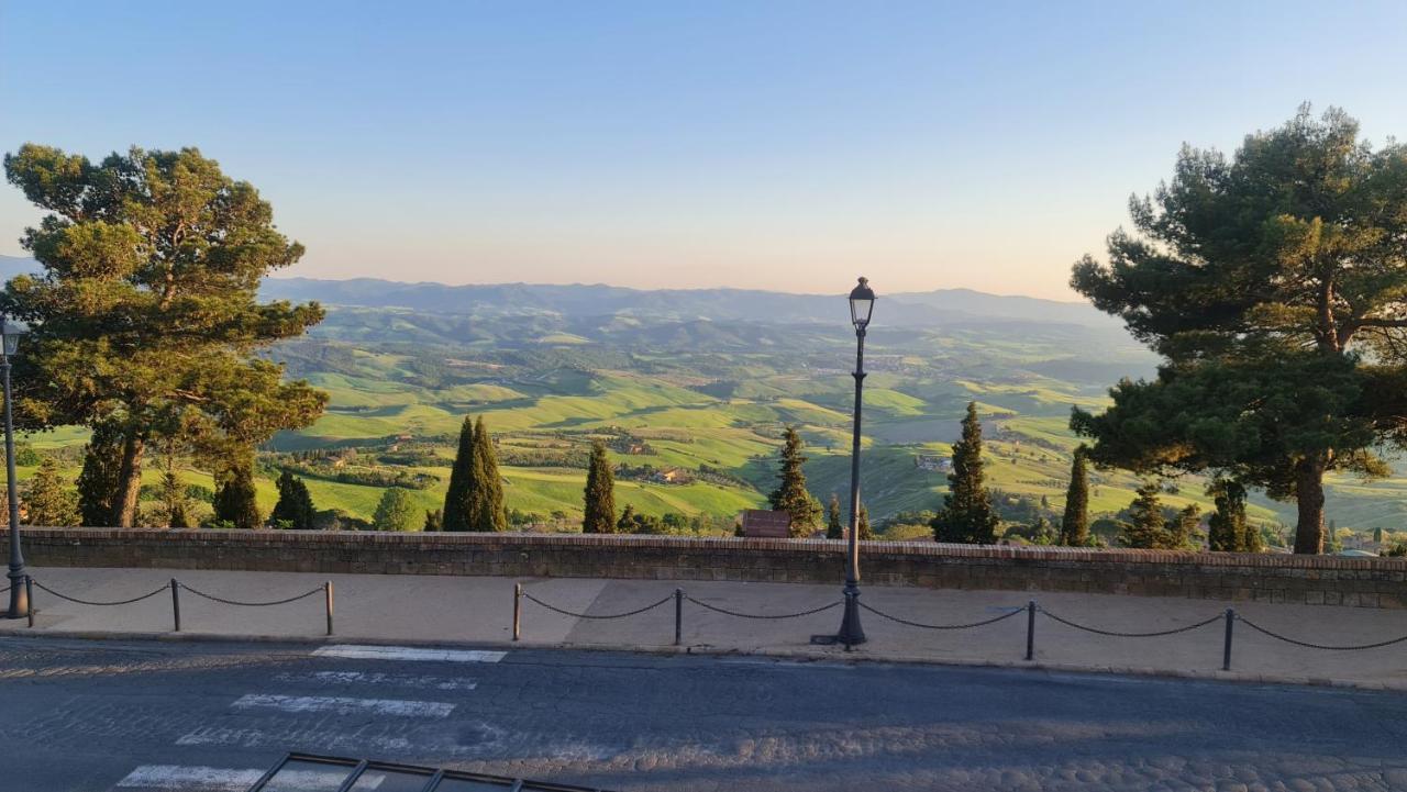 Podere Le Volpaie, Volterra, Tuscany モンテカティーニ・ヴァル・ディ・チェーチナ エクステリア 写真