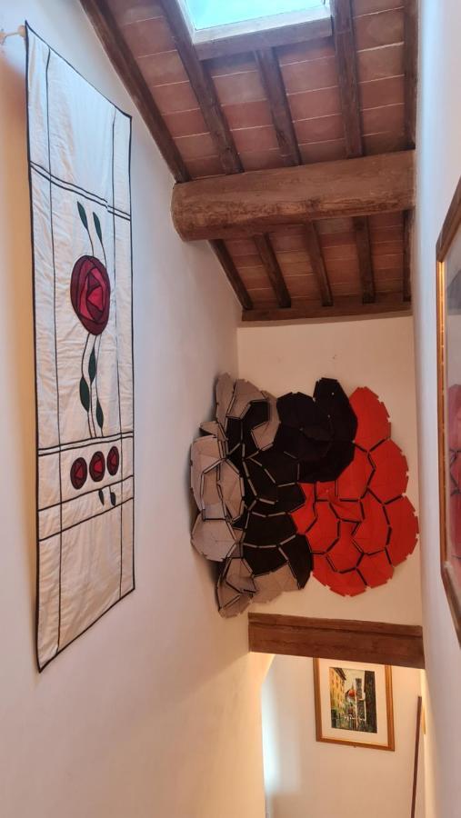 Podere Le Volpaie, Volterra, Tuscany モンテカティーニ・ヴァル・ディ・チェーチナ エクステリア 写真