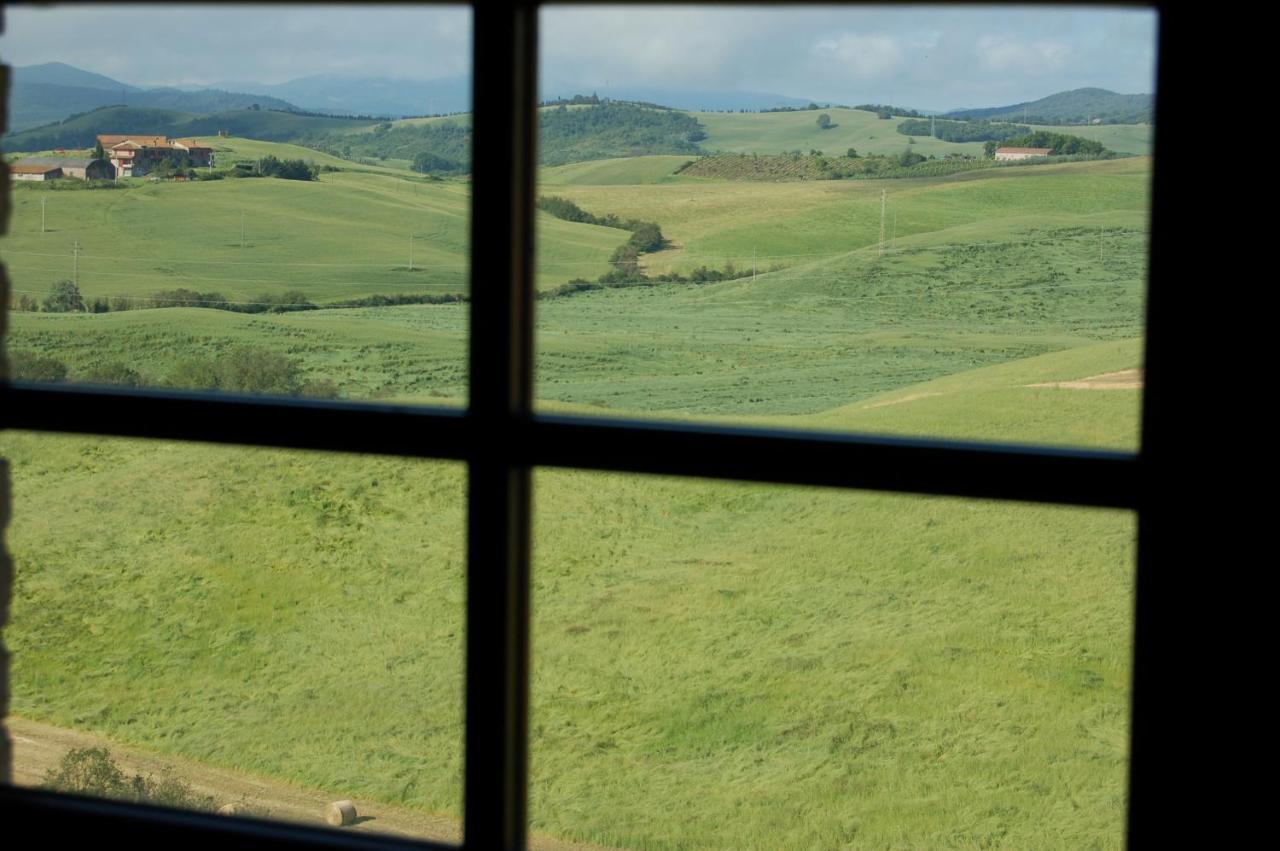 Podere Le Volpaie, Volterra, Tuscany モンテカティーニ・ヴァル・ディ・チェーチナ エクステリア 写真